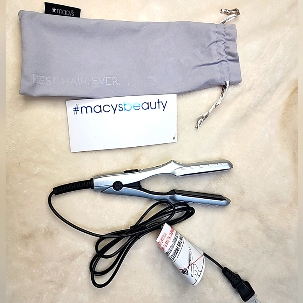 New Macy's Beauty Travel Size Flat Iron Instant Heat Styling In Silver